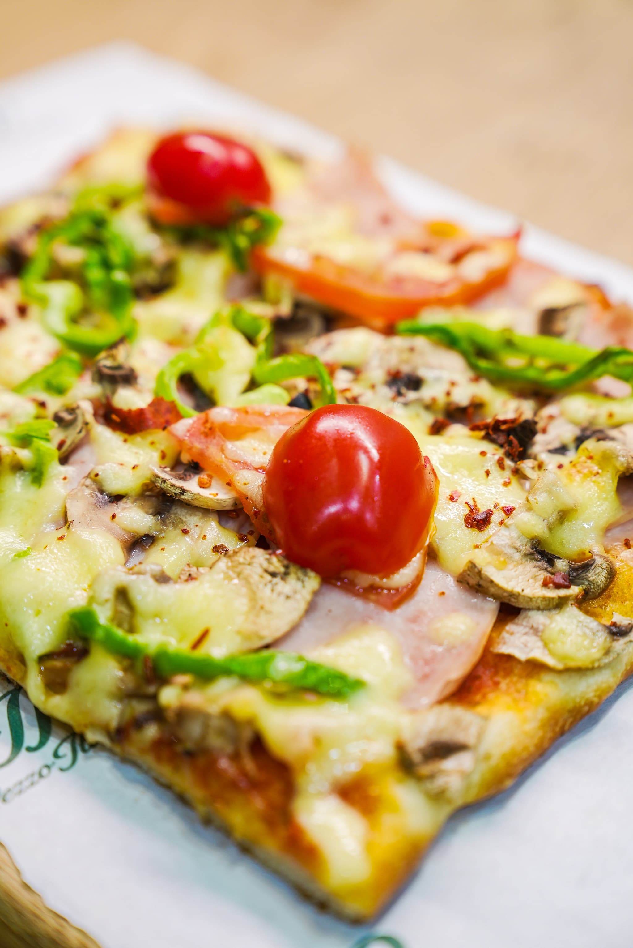 Pizza Jambon Fumé garnie